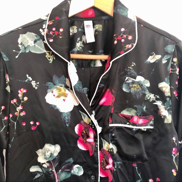 Black Floral Button-Up Pyjama Shirt | XL - Picture 2 of 4